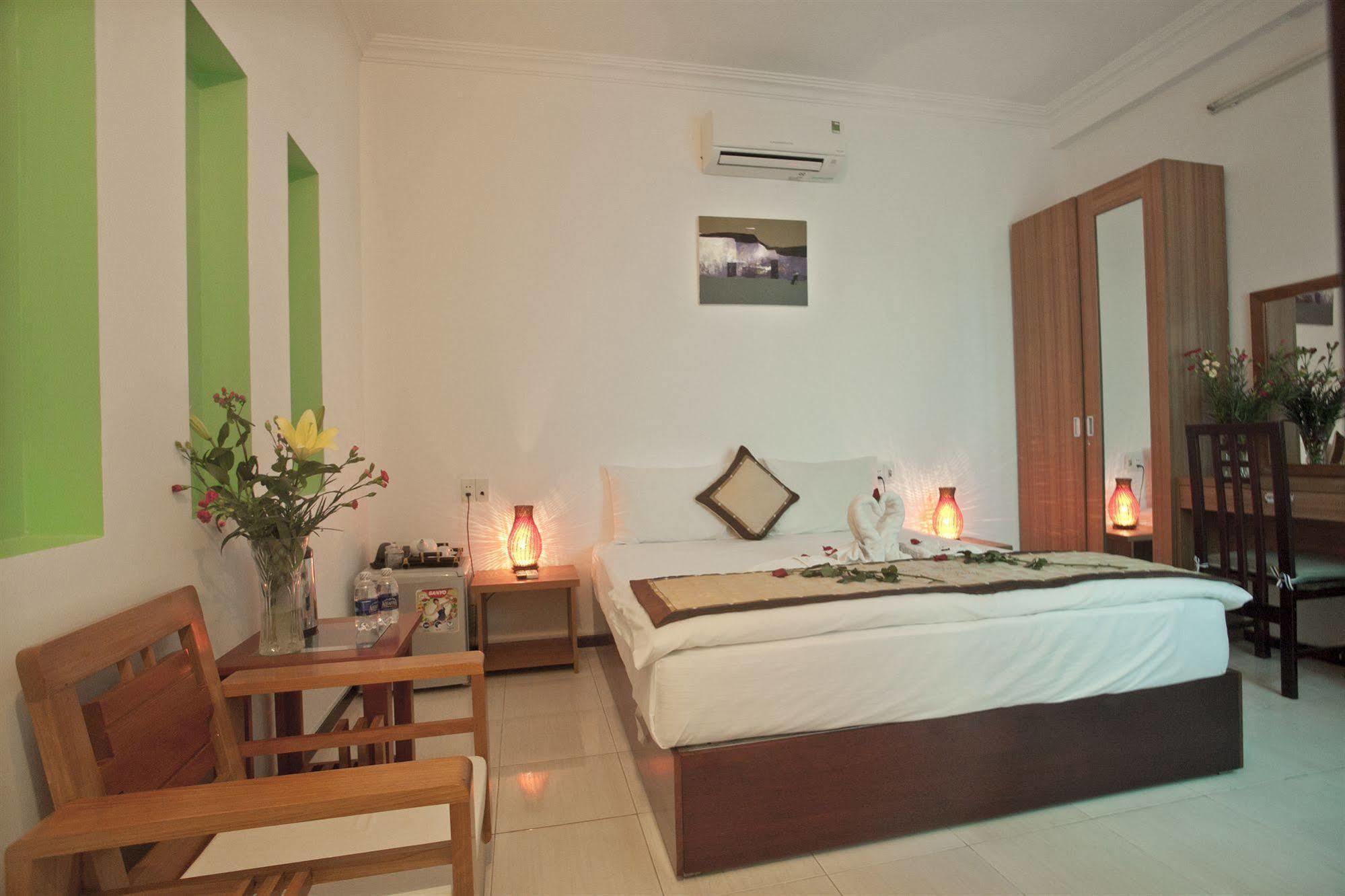 Flower Garden Homestay Hoi An Exterior photo